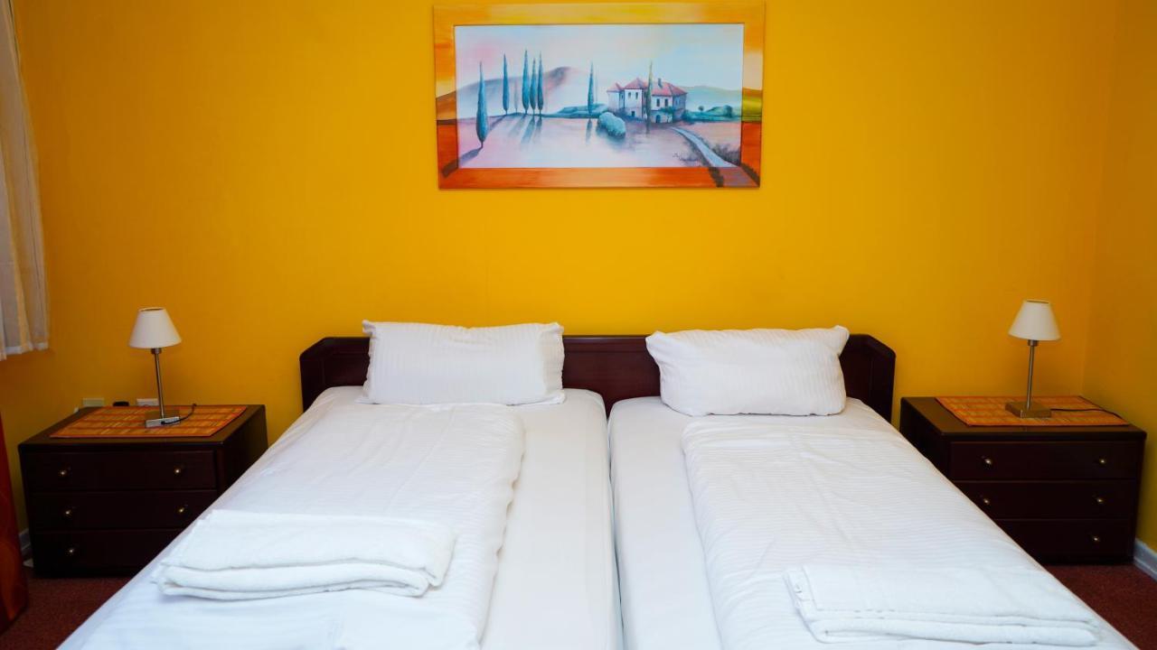 Itm Hotel Bettkaestchen Am Sachsenwald Reinbek Exteriér fotografie